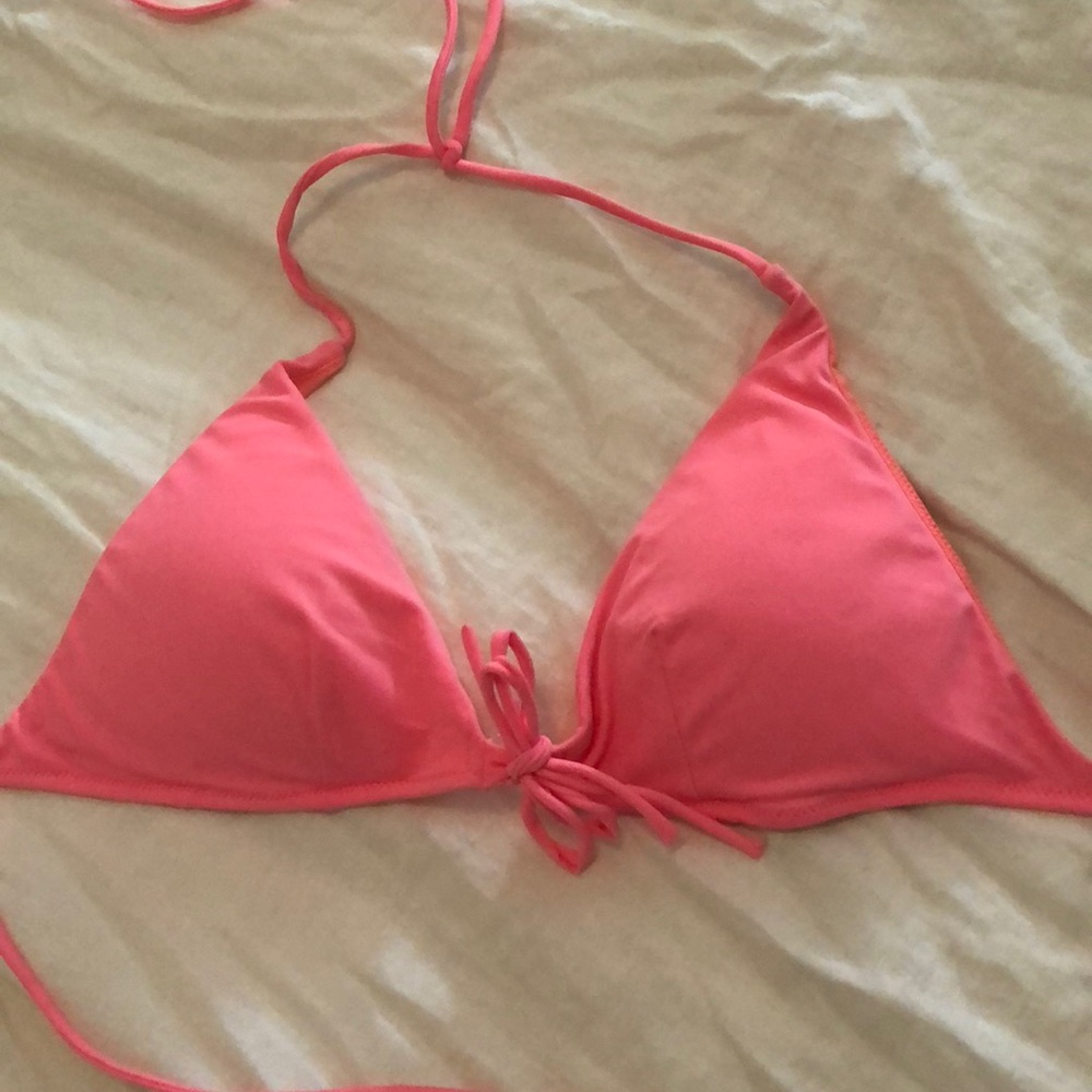 Push up VS bikini top